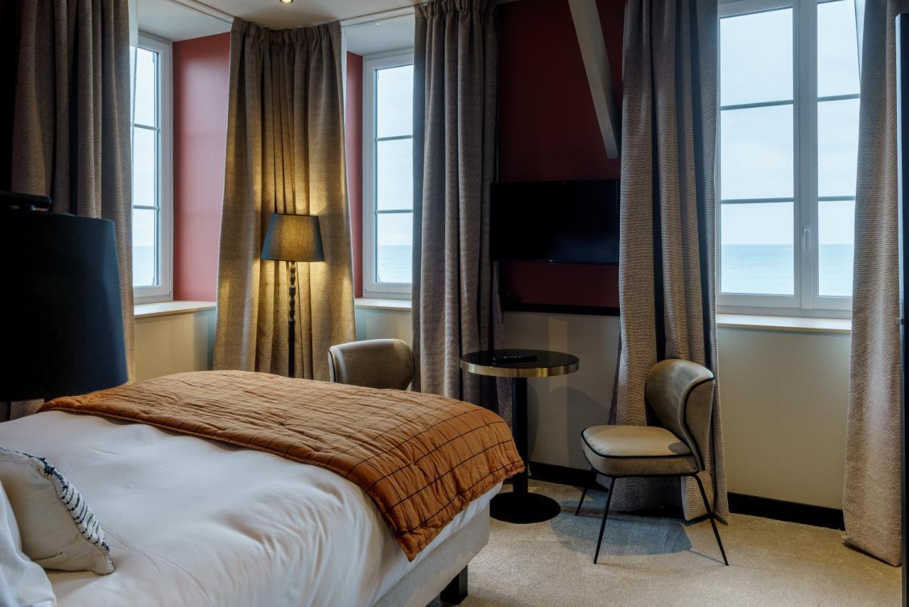 Hotel De La Plage Lion-sur-Mer Luaran gambar