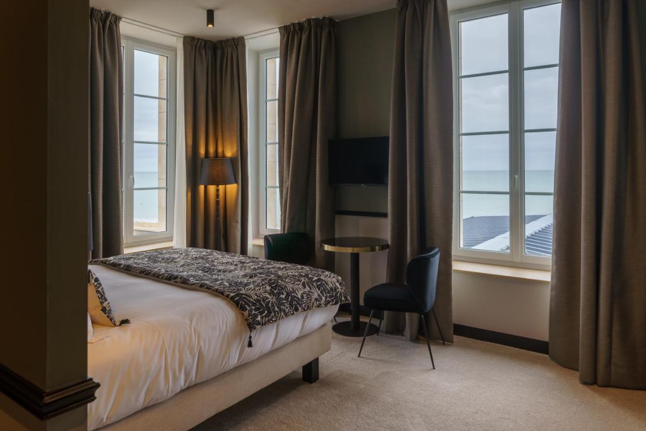 Hotel De La Plage Lion-sur-Mer Luaran gambar