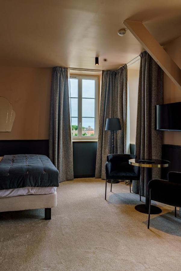 Hotel De La Plage Lion-sur-Mer Luaran gambar